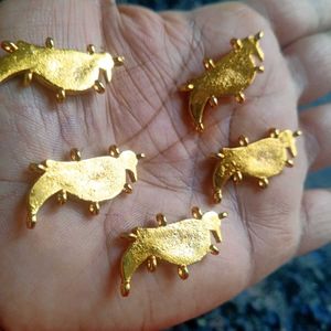 Parrot Pendents