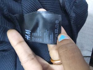 H&amp;M By DIVIDED Black Long Sleeve Top
