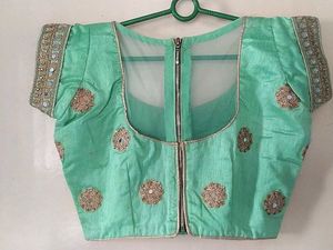 Fish Cut Kundar And Mirror Work Lehenga