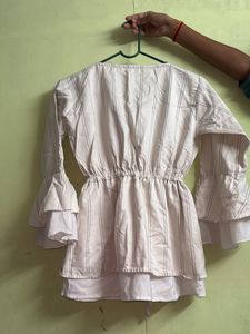 V Neck Baloon Top