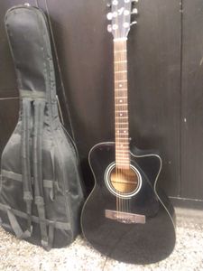 Yamaha Acoustic Guitar FS100C