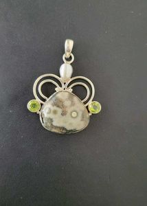 92.5 Agate Pendant Pearl And Peridot