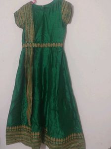 Women&#39;s Gown With Attached Dupatta And Waist Belt