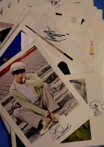 BTS photocards with Signature (Pack Of 16)
