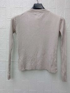 New with tag Pinterest Ribbed Knit Long Sleeve Top