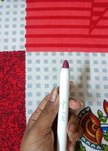 Mamaearth Lipstick