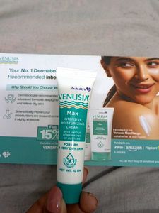 Dr. Reddy's VENUISA moisturising Cream