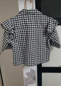 Cute Plaid Ruffle Sleeve Top