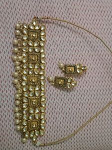 Pearl &amp; Kundan Choker Set