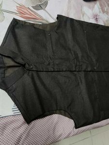 Men Sleeveless Brown Waistcoat