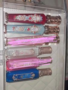 4 Flower Knows Lipstick