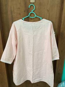 women&#39;s embroidered kurti