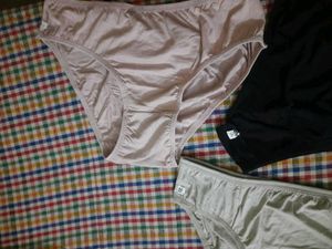 Cotton Hipster Panty- Pack Of 3