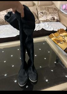 Black Boots
