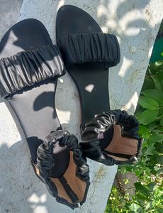 Pretty Flat Sandal