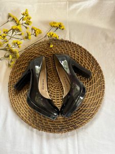 Black Pump Heels