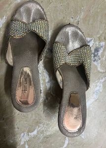 Goden Party Wear Heels