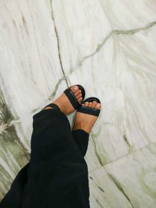 Black Flats Sandals For Womens