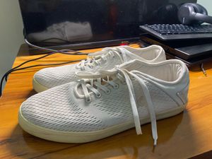 HRX by Hrithik Roshan Men White Woven DesignSneake
