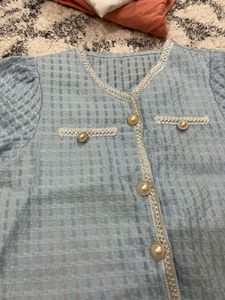Blue top