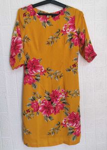 Floral Dress 💛