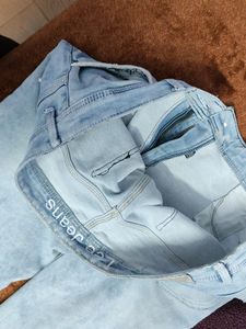 Lee Jeans