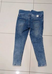 High Waist Ankle Lengh Faded Blue Jeans For Women