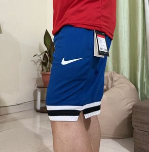 Nike Athletic Shorts L Size