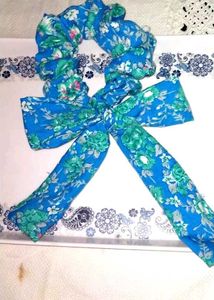 Floral Print Scrunchie Bow