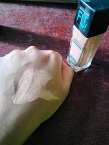Brown.Tinted Moisturizer (Foundation) Fit Me 1+1