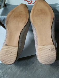 Shoe