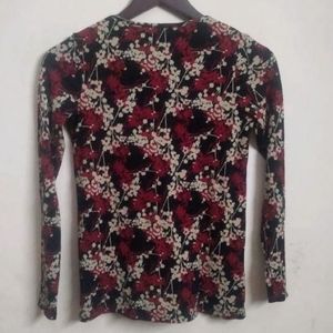 Old Navy Floral Long Sleeve Top