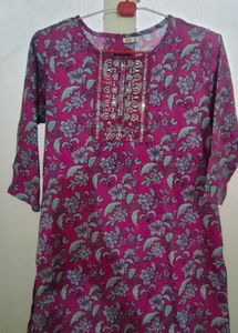 Beautiful Printed Cotton Kurti