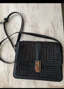 Chic Black Crossbody Bag