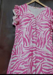 Megenta &amp; White Printed Top For 46 Bust