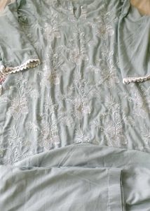 Floral Embroidered Kurti
