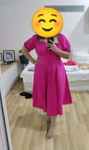 Fuchsia Pink Puffed Sleeve Dress