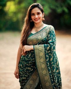 New women Banarasi silk saree For Wedding