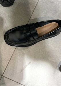 H&amp;M Unisex Loafer Shoes