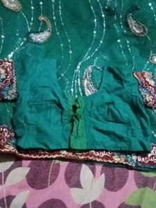 Net Saree With Blouse And Peticoat