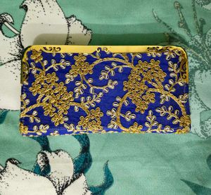 Embroidered Clutch Evening Bag 💙⚜️
