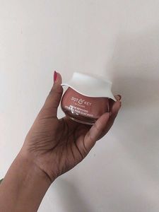 Dot &amp; Key Vitamin C Pink Clay Mask