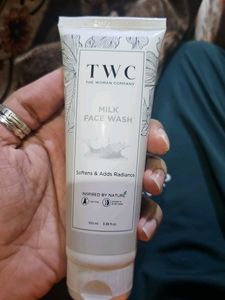 TWC The Woman Company Milk Face Wash