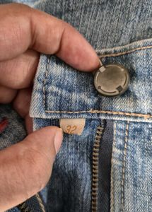 Capri Jeans