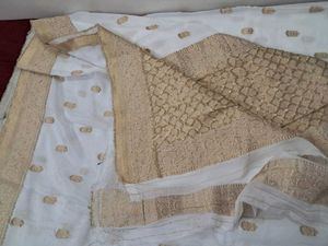 Elegant White &amp; Gold Banarasi Saree