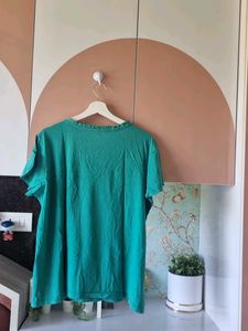 aLL BRAND WOMEN&#39;S PLUS SIZE 5 No. T- Shirt.
