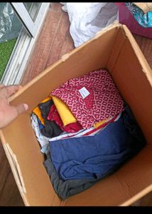 Clothing Bundle - 100 Pc