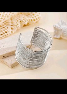 NEWME Bracelet