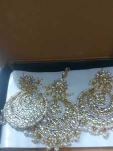 Golden Earrings And Mangtika Set