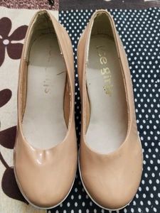 Women Heels 👠